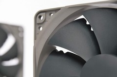 Noctua NF-P12 redux-1300, Quiet Fan, 3-Pin, 1300 RPM 120x120x25mm, grey