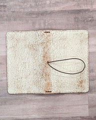 Foxy Fix Leather Notebook Cover, Off White Snowflake, 4.5″x7.25″, Quad Elastics