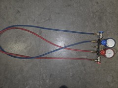 R-134a 2-Valve Manifold Gauge & Hose Set Dual Gauges w/ Red & Blue Hoses