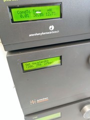 GE AKTA Explorer 100 FPLC System w Box 900, Monitor UV-900, Pump P-90, PH/c-900