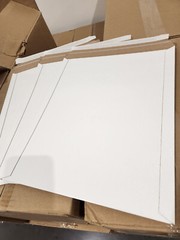 100 – 11×13.5” Rigid Flat Photo Mailers – Self-Seal – Pag Worldwide