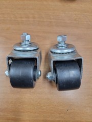 Merrick Machine M350005 2.5 in. Stud Mount Swivel Polyolefin Caster Black. 2pk