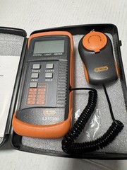 Dr.Meter LX1330B Digital Illuminance/Light Meter, 0 – 200,000 Lux Luxmeter