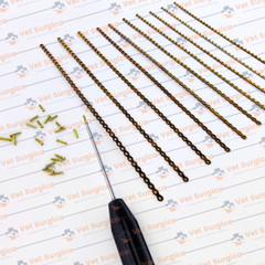 2.0mm Maxillofacial Mini Plates 40Holes With Cross Head Screw 81Pcs Set Ti