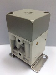 SMC VR51-C06B Two-Hand Control Valve