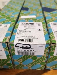 Phoenix Contact 3046540 Fused UT 4-Hesiled 24-P/P Terminal Block Box of 50 NOS