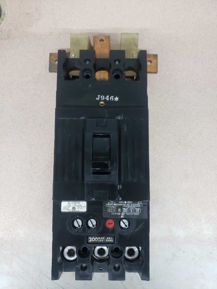 General Electric TFJ236200 200 AMP Trip Circuit Breaker w Hardware