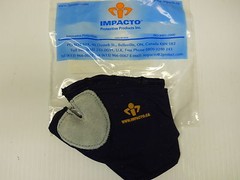 IMPACTO 502-10 PALM PROTECTIVE GLOVE SMALL RIGHT HAND NEW IN PACKAGE