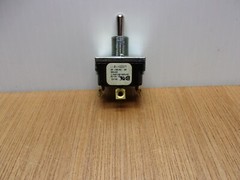 McGill 1121-0007 Toggle Switch On Off (On) Momentary DPDT 6A 125VAC 3A 250VAC