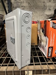 Siemens 125A Indoor NEMA 1 Main Lug Load Center Panel, 16 Gangs Gray