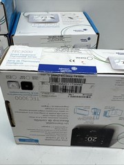 JOHNSON CONTROLS TEC3622-14-000 THERMOSTAT MSTP OR N2 FCU/VAV FULL COLOR (WHITE)