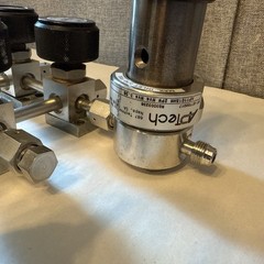 APTech AP VM 8003 10RA 8 Valves Pressure 3 Regulators AP1510sm AP1510SHM 2PW MV4
