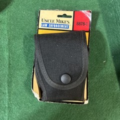 Uncle Mike’s Duty Handcuff Case Police Security