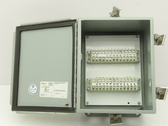 Hoffman A10086CHNF Electrical Enclosure Box 10x8x6″ Terminal Blocks