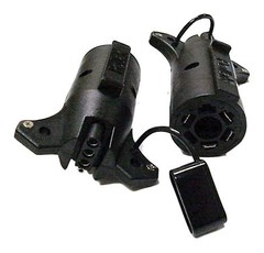 POLLAK 12-716EP 4-Way Flat Bulk Package Taillight Adapter
