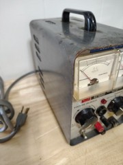 Motorola DC Power Supply TEK-23 Regulated Transistorized Adjustable Voltage