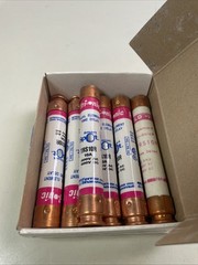 Lot Of 6 Mersen Ferraz Shawmut TRS10R 10 Amp Fuses FRS-R-10 600V NIB
