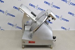 Avantco SL512 12″ Semi-Automatic Gravity Feed Meat Slicer 1/2 hp