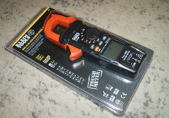 KLEIN TOOLS CL800 AUTO RANGING DIGITAL CLAMP METER KIT 600A AC/DC