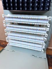 Porta Systems Building Entrance Terminal w/ Tii Technologies Gas Tube Protectors