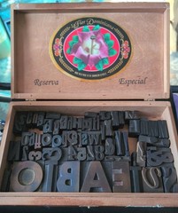 Mixed Lot Vintage Letterpress Wood Printing Blocks 59 Misc. in Old Cigar Box
