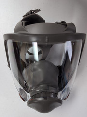 Full Face Respirator with 60926 Filters