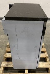 Manitowoc Indigo NXT 22” Remote Ice Machine Head Half Cube1206 Lb. IBT1020C