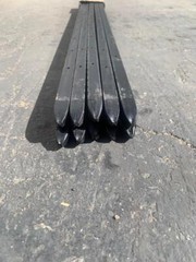 Sandbaggy 36″ Square Steel Concrete Form Stakes with Nail Holes – Rust Resistant