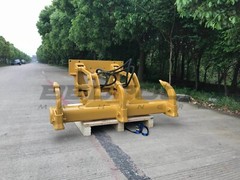 MS RIPPER FITS D4D, D4E BULLDOZER 951B, 951C, 955 TRACK LOADER