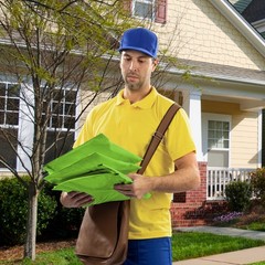 UOFFICE 100 Green Poly Mailers 10″x13″ Durable Shipping Envelopes Bulk Pack