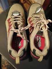 Skechers Memory Foam Composite Safety Toe Slip Resistant Size 6.5