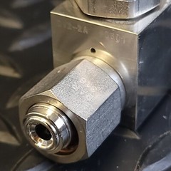 GTC Products – DV2-2A – Low Pressure Diaphragm Valve (2) & IPT122 Gauge Assembly