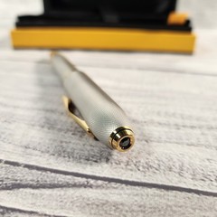 Cross Peerless 125 Ballpoint Pen Medalist Platinum Plate Gold Trim Swarovski