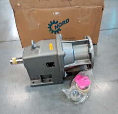 Nord SK-42-N250TC-4.79 Gear Box Reducer Ratio 4.79:1 SK42-N250TC