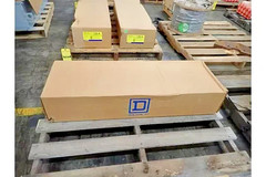 Square D EZMR113125 EZ Meter-Pak Branch Unit 125A 120/240V 3 Socket Ringless NEM