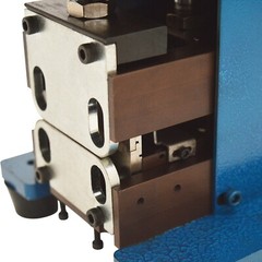 0.04″-0.98″ Auto Cable Wire Stripping Machine 110V 670W 0.3MPa-0.7MPa