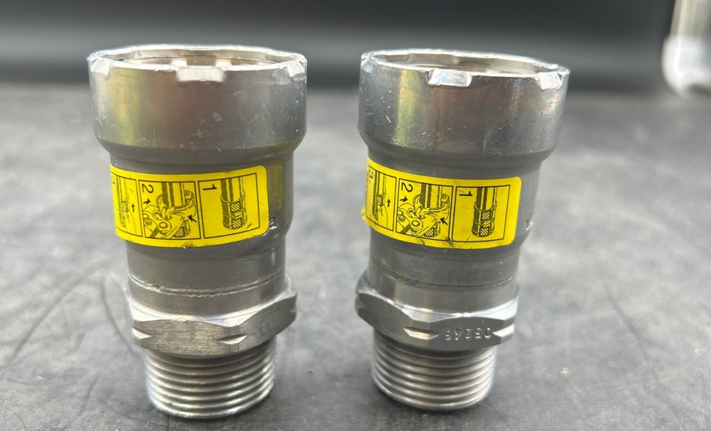 Viega 25106 , MegaPressG 3/4″ P x MPT Carbon Steel Adapter (SET OF 2)