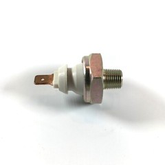 Oil Pressure Sending Unit fits IH 644 654 724 744 824 844 Tractors 3055238R92