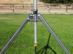 HEAVY DUTY TRIPOD W/ LONGEST THROW BRASS IMPACT SRINKLER FROM GARDEN HOSE 120FT!