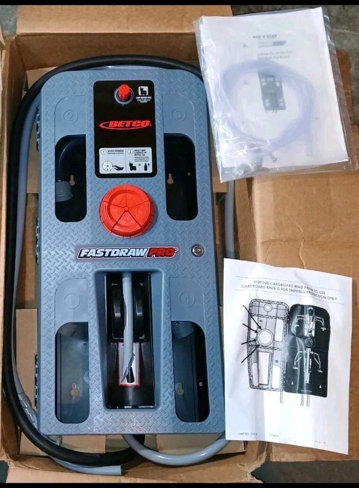 1 NEW BETCO 92682-00 FASTDRAW PRO 4 BAY CHEMICAL MNGMNT SYSTEM NIB *MAKE OFFER*