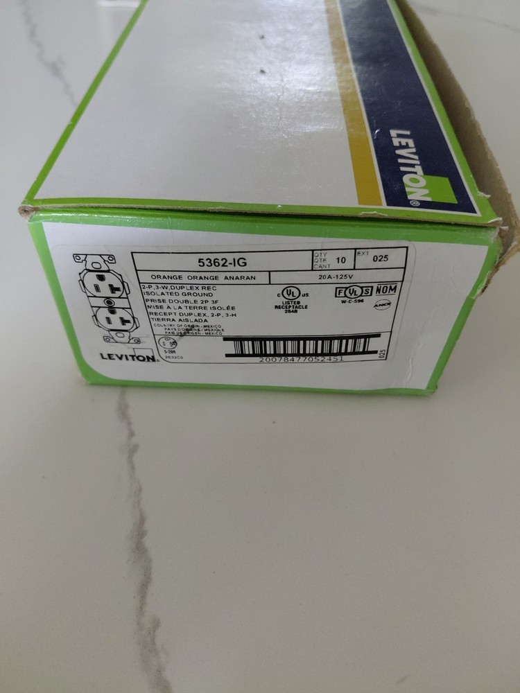 Leviton 5362-IG Isolated Ground Duplex Receptacle 20A 125V (Lot Of 7), NEW