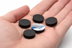 1/2″ x 1/8″ Adhesive Rubber Feet Bumpers 3M Self Stick Pads Non Slip 25 Pack