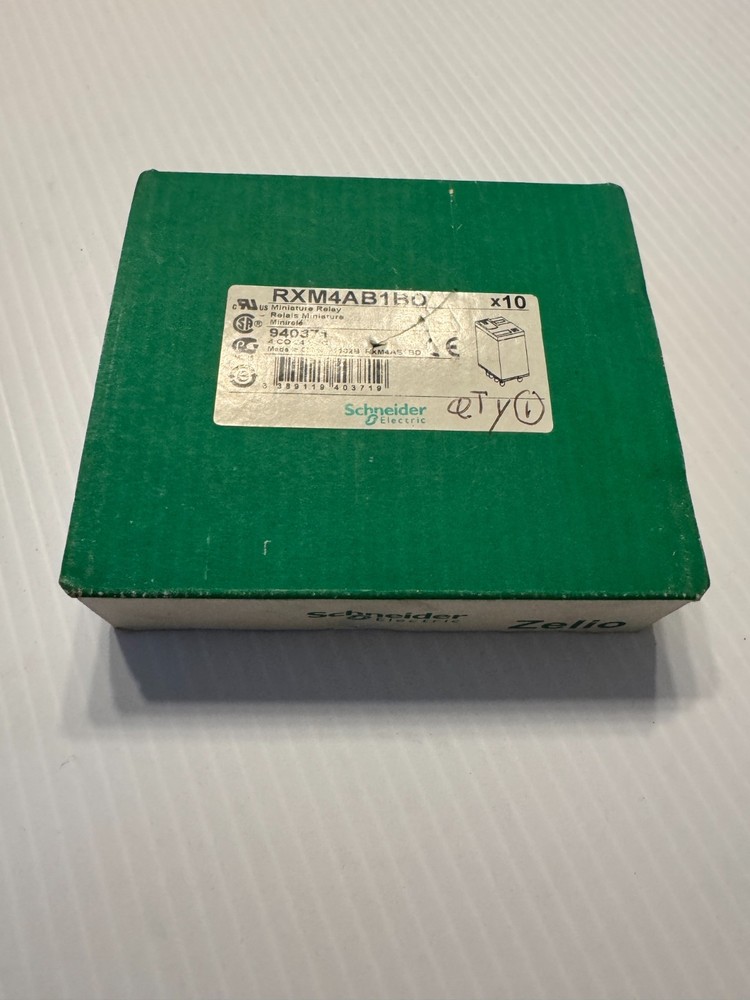 Schneider Electric RXM4AB1BD Relay Harmony 4PDT 4CO 6A 24VDC Plug-In
