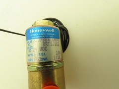 Honeywell Skinner 3139BBN1GN00 Solenoid Valve 3-Way NC 24VDC 100 PSI 1/8″ NPT