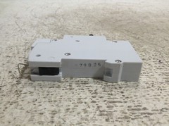 GE General Electric V07110 C-10 10 Amps 277/480 V 1 Pole Circuit Breaker