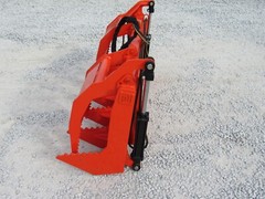 60″ Dual Tine Root Rake Clam Grapple Attachment Fits Universal Quick Attach