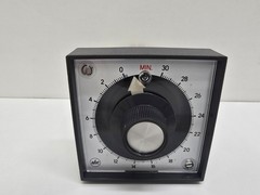 USED! ATC 0-30MIN ELECTROMECHANICAL TIMER 305E-016-A-10-PX