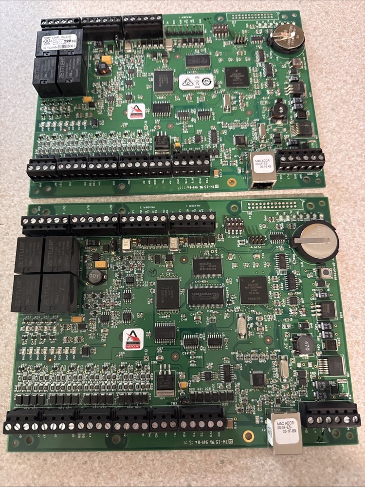 LENEL LNL-2220 Intelligent Dual Reader Controller