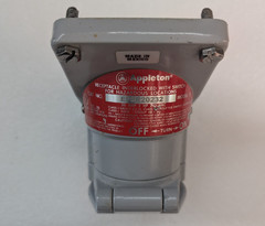 Appleton EFSR20232 20A 250V Explosion Proof Receptacle U-Line NEMA 6-20R Used