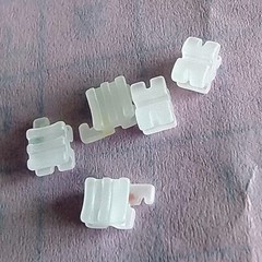 Dental Orthodontic Ceramic Bracket Roth/MBT/Edgewise 022 345 with Hooks 5X5